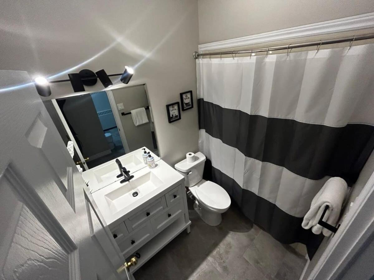 New Large Luxurious 2Br Condo In The Heart Of Uptown Coffee, Wifi Saint John Exterior photo